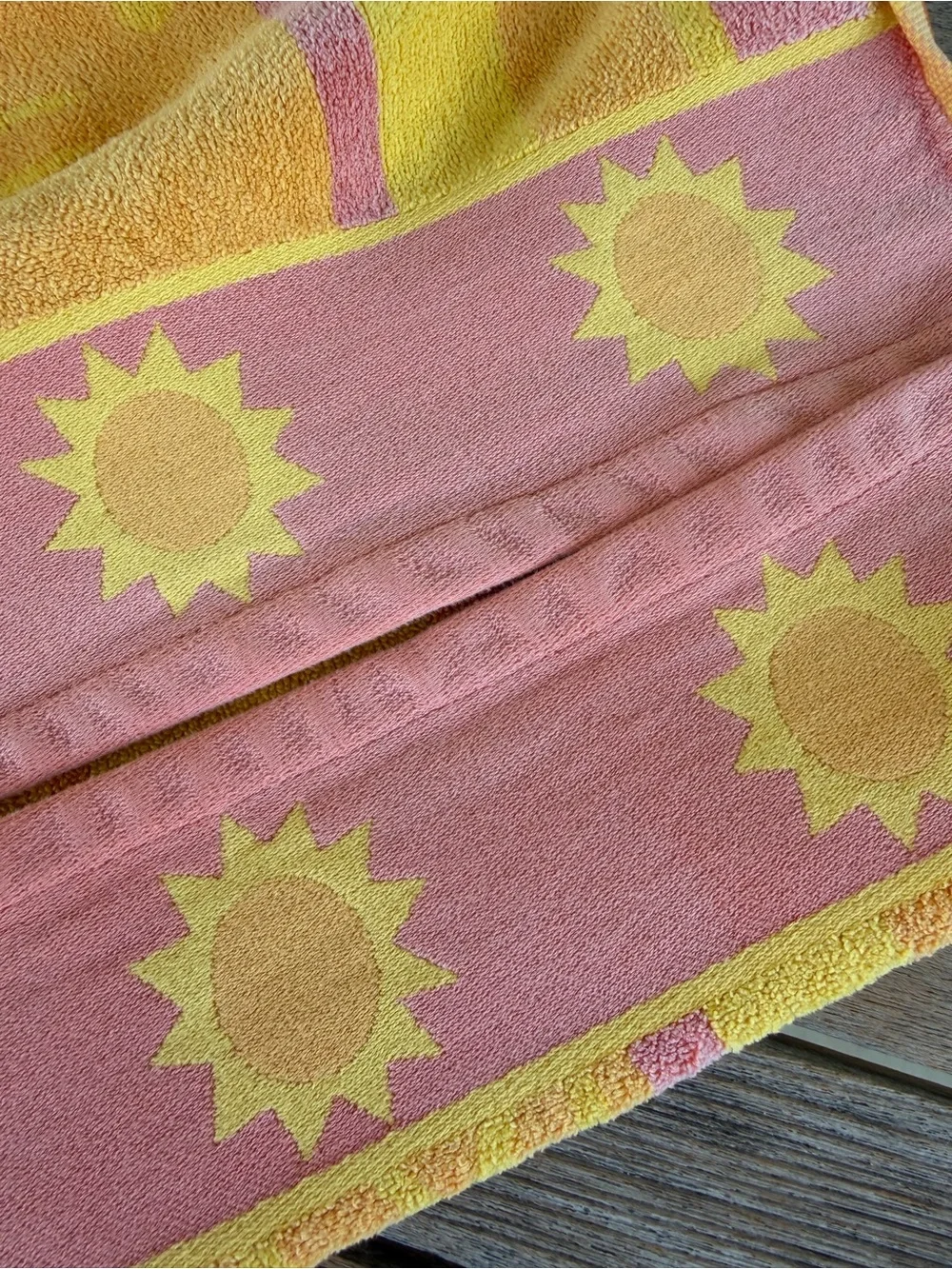Kirkland Egyptian Cotton Oversized Beach Pool Towel Blazing Suns Stripes 36x66